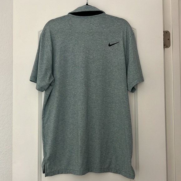 ⛳️ Nike Golf Polo - Picture 3 of 4